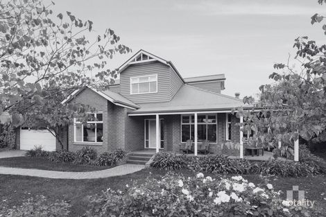 46 Woodstock Dr, Doreen, VIC 3754