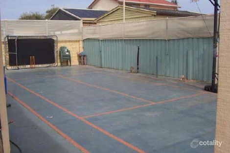 Property photo of 18 Huron Grove West Lakes SA 5021