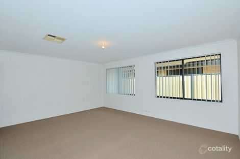 Property photo of 2 Grandmere Parade Meadow Springs WA 6210