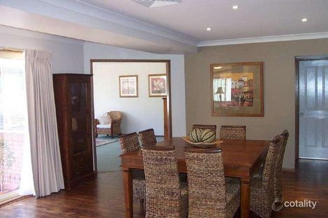 Property photo of 15 Warburton Close Macquarie Hills NSW 2285
