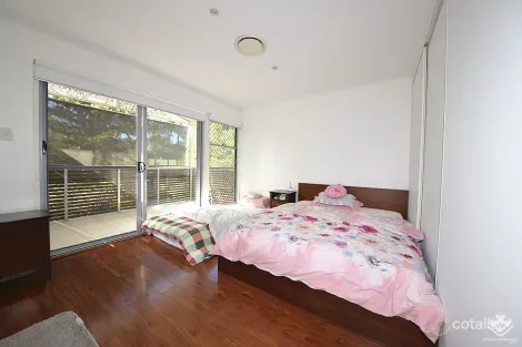 Property photo of 1/5 Sovereign Street Indooroopilly QLD 4068