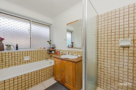 Property photo of 4 Fernhill Court Albanvale VIC 3021