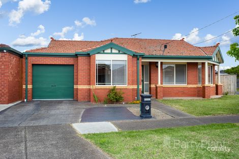 34 Canonbury Cir, Seabrook, VIC 3028