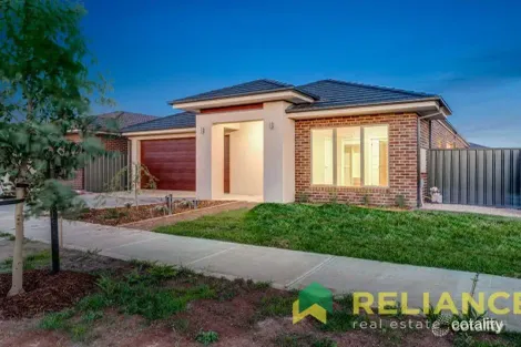 Property photo of 24 Allambee Drive Harkness VIC 3337
