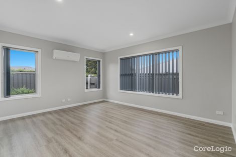 Property photo of 5/9 Harbour Boulevard Bomaderry NSW 2541