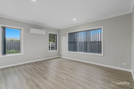 Property photo of 5/9 Harbour Boulevard Bomaderry NSW 2541