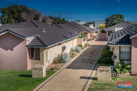 Property photo of 2/40 Willespie Drive Pearsall WA 6065