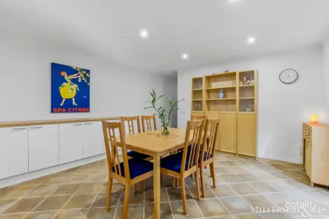 Property photo of 2/12 Benjamin Close Bundoora VIC 3083