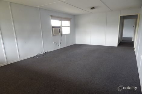 Property photo of 33 Yeates Crescent Dysart QLD 4745