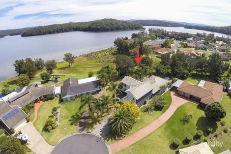 7 Honeysuckle Cl, Burrill Lake, NSW 2539