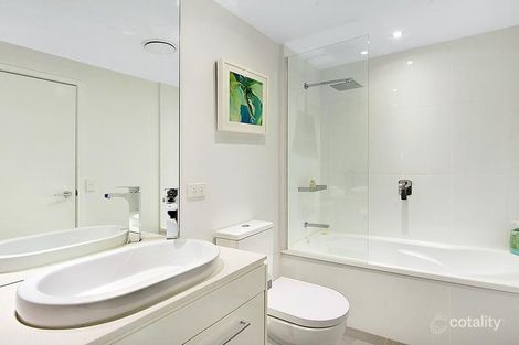 Property photo of 606/20 Labrador Street Labrador QLD 4215