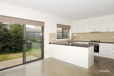 Property photo of 8 Gibson Court Carrum Downs VIC 3201