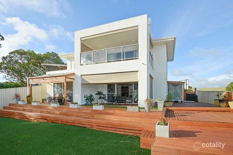 55 Greenhills Rd, Victor Harbor, SA 5211
