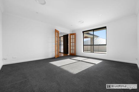 Property photo of 81 Basalt Way Kelso NSW 2795