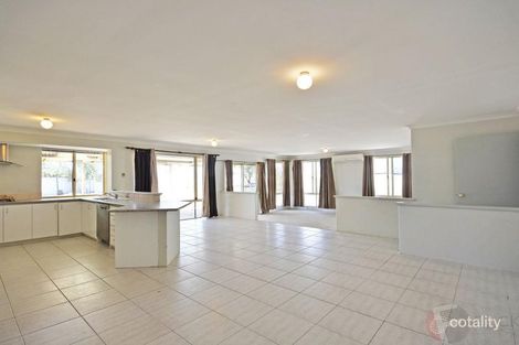 Property photo of 1 Ollera Meander Carramar WA 6031