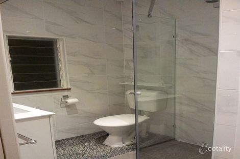 Property photo of 11 Salstone Street Kangaroo Point QLD 4169