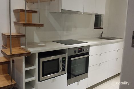 Property photo of 11 Salstone Street Kangaroo Point QLD 4169