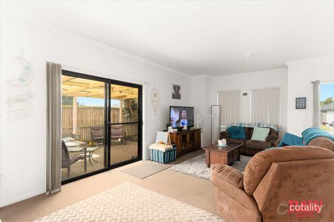 Property photo of 20 Haywards Bay Drive Haywards Bay NSW 2530