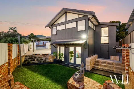 Property photo of 25 Minilya Avenue White Gum Valley WA 6162