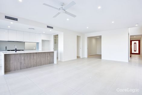 Property photo of 50 Reflection Crescent Birtinya QLD 4575