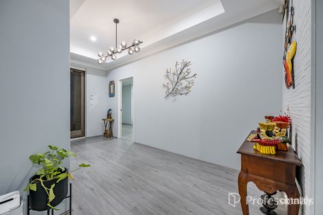 Property photo of 4 Topsail Loop Alkimos WA 6038