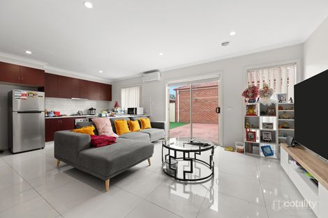 Property photo of 2/80 Fox Street St Albans VIC 3021