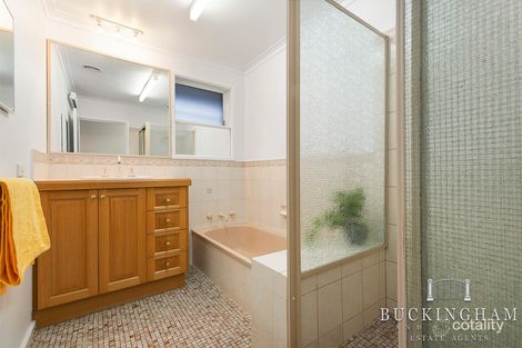 Property photo of 45 Sharpes Road Watsonia North VIC 3087