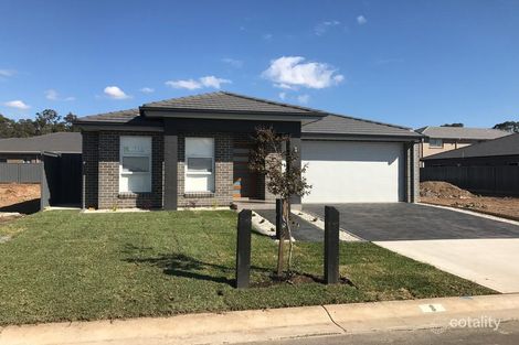 8 Dipodium Ave, Denham Court, NSW 2565