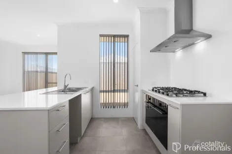 49 Broadwater Ave, Anketell, WA 6167