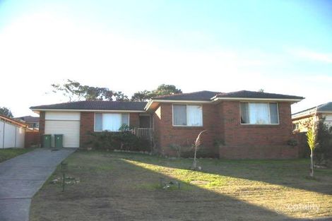 32 Lancaster Pde, Bateau Bay, NSW 2261