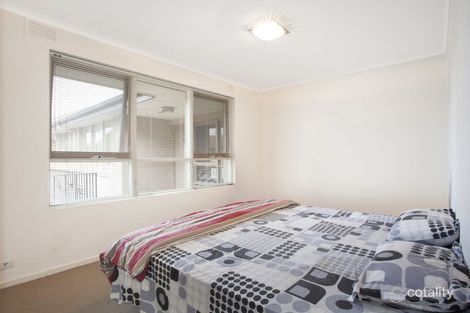 Property photo of 12/25 Lillimur Road Ormond VIC 3204