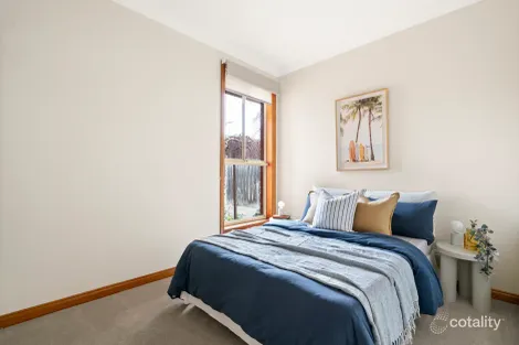 Property photo of 1/30 Thorpe Street Newport VIC 3015