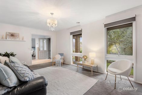 Property photo of 7 Cloverdale Lane Chirnside Park VIC 3116