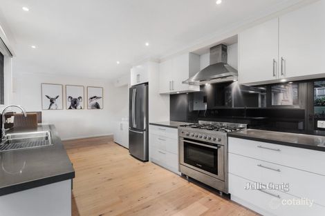 Property photo of 7 Cloverdale Lane Chirnside Park VIC 3116