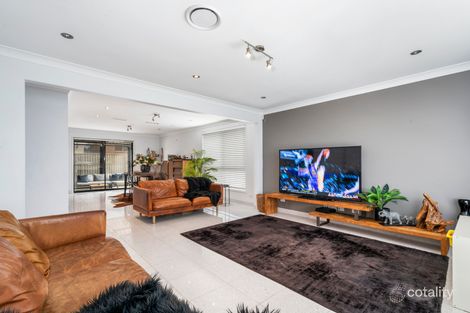 Property photo of 8 Lazio Place Prestons NSW 2170