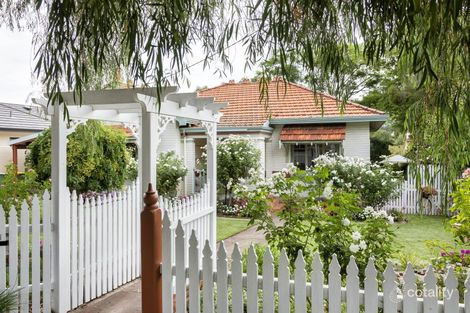 111 Lansdowne Rd, Kensington, WA 6151