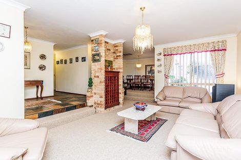 Property photo of 19 Dalton Crescent Kingsley WA 6026