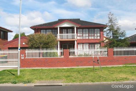 Property photo of 19 Templewood Crescent Avondale Heights VIC 3034
