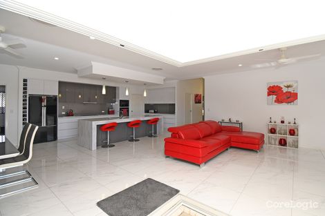 Property photo of 49 Ronaldo Way Urangan QLD 4655