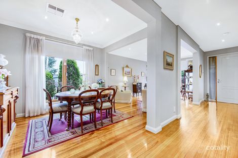 Property photo of 2 Arthurson Street Mount Waverley VIC 3149