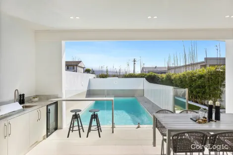 Property photo of 10 Ocean Avenue Woonona NSW 2517