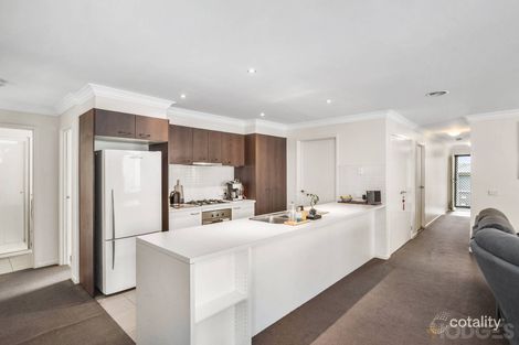 Property photo of 27 Hayman Street Berwick VIC 3806