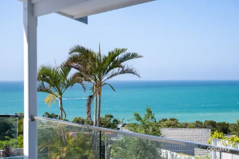 Property photo of 4 Elouera Drive Sapphire Beach NSW 2450