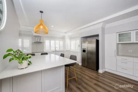 Property photo of 4 Elouera Drive Sapphire Beach NSW 2450