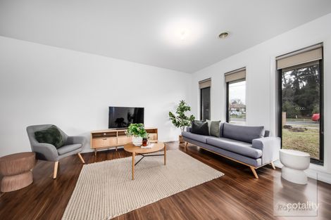 Property photo of 1/18 Welwyn Parade Deer Park VIC 3023
