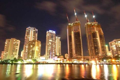 19 Tarcoola Cres, Surfers Paradise, QLD 4217