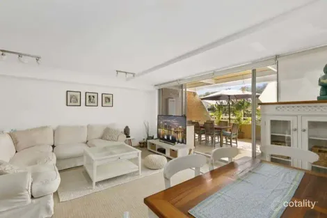 2/332 Barrenjoey Rd, Newport, NSW 2106