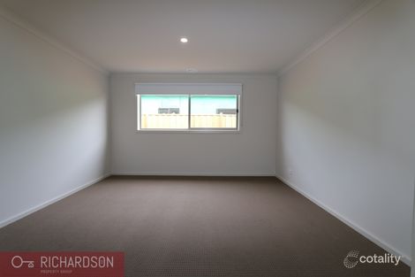 Property photo of 7 Wicker Street Werribee VIC 3030