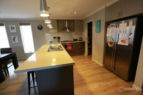 Property photo of 10 Stringer Road Toongabbie VIC 3856