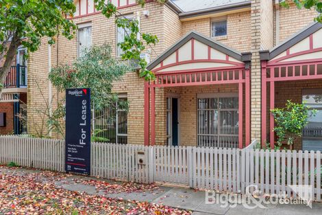 Property photo of 17 Forge Close Maribyrnong VIC 3032